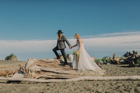 la-push-washington-coast-elopement-wedding-sasha-wyatt-133-of-3041(pp_w480_h320) La Push Elopement Inspiration - Sasha + Wyatt Weddings 